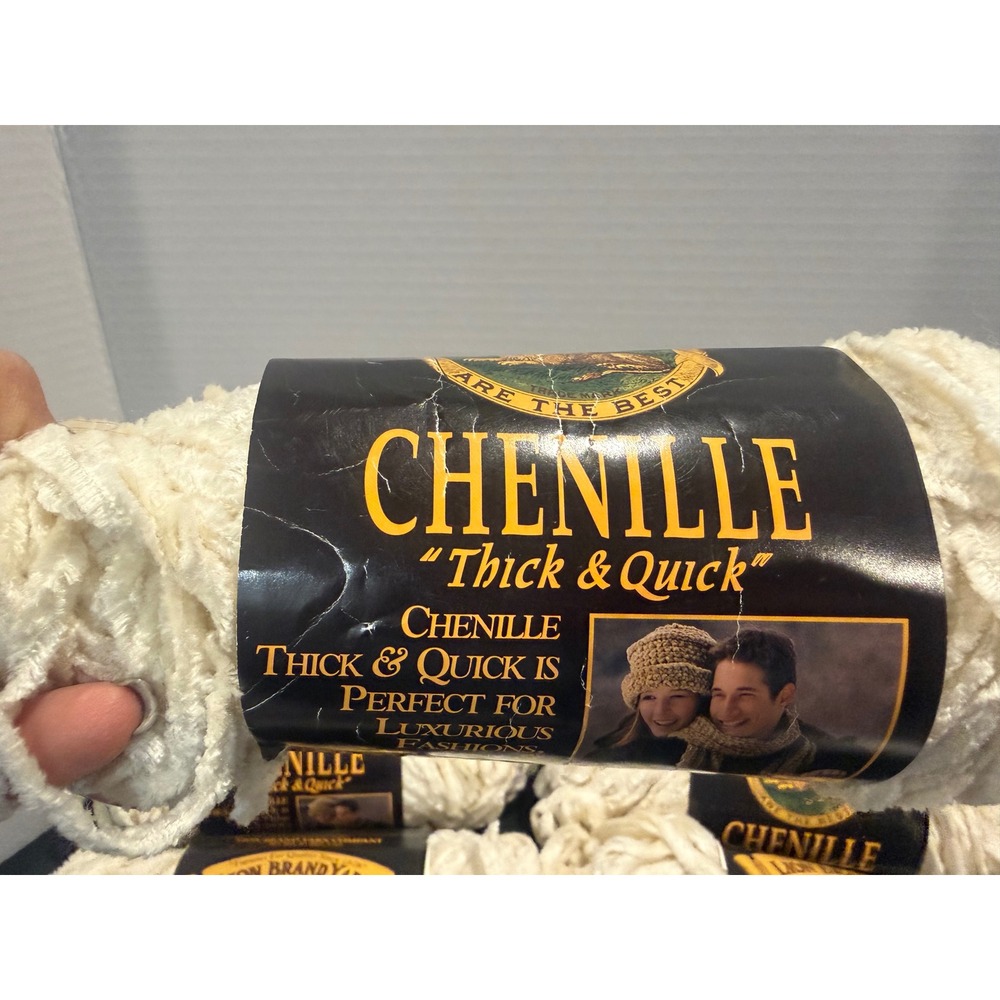 Lion Brand Chenille Thick & Quick Yarn Antique White 098 Lot of 5 Skeins USA - Picture 3 of 6